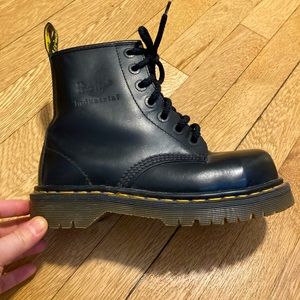 Dr. Martens Original AirWair leather lace up boots - UK size 3; EU 36; US 5/5.5.